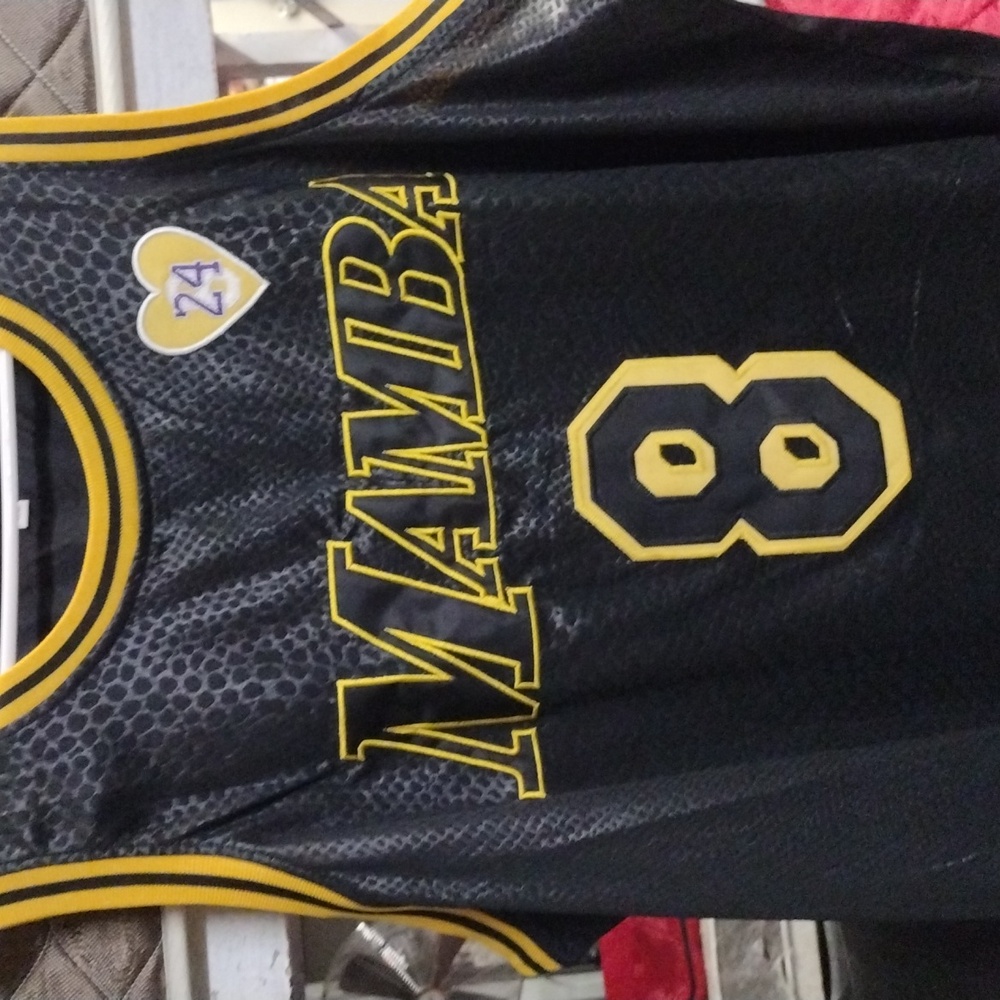 🚨Kobe Bryant Mamba 8/24 Dual Jersey!
